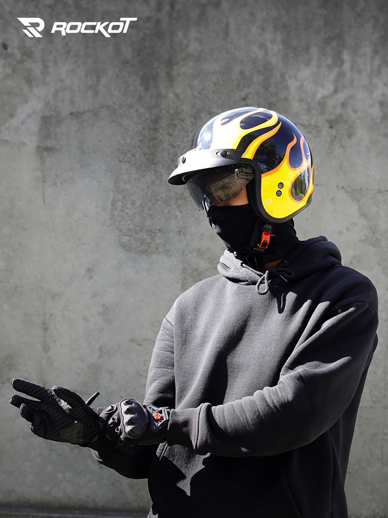 Шлем открытый с козырьком ROCKOT RM-391