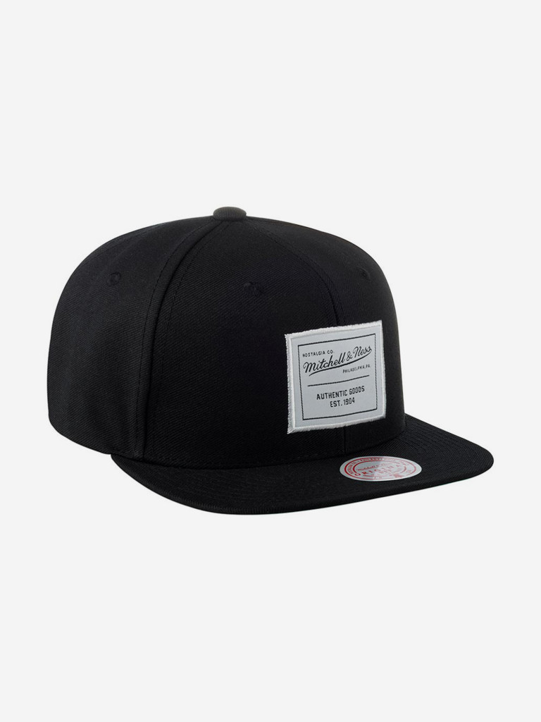 Бейсболка с прямым козырьком MITCHELL NESS HHSS3390-MNNYYPPPBLCK (черный)