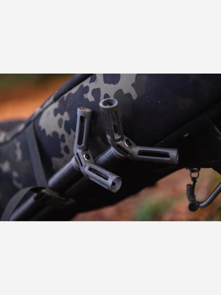 Чехол KORDA для 3-х удилищ Compac 3 Rod Holdall 10ft Dark Kamo