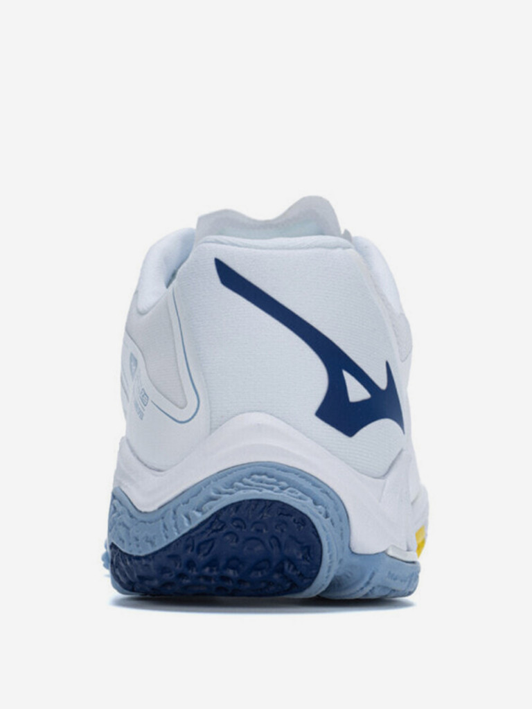 Кроссовки Mizuno Wave Lightning Z8