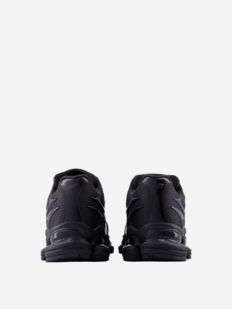 Кроссовки мужские New Balance 2000