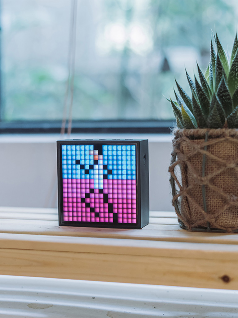 Беспроводная колонка Divoom Timebox-Evo