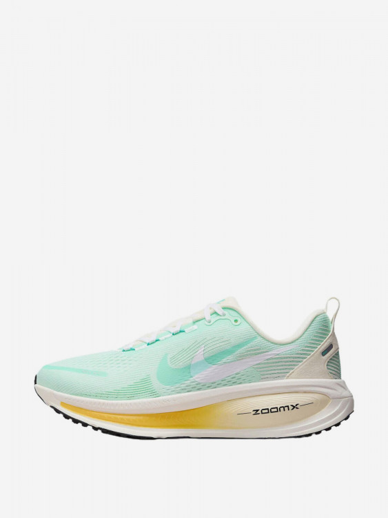 Кроссовки Nike Vomero 18
