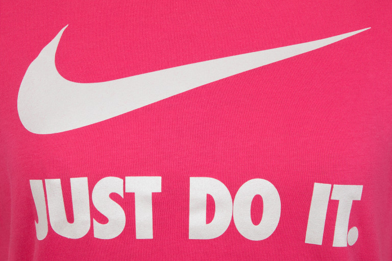 Футболка женская Nike Sportswear Just Do It