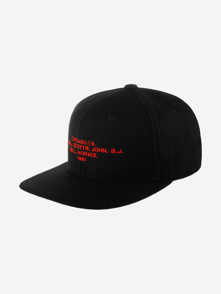 Бейсболка с прямым козырьком HOOD 100-MWL076-IL011-BK Chicago Name (черный)