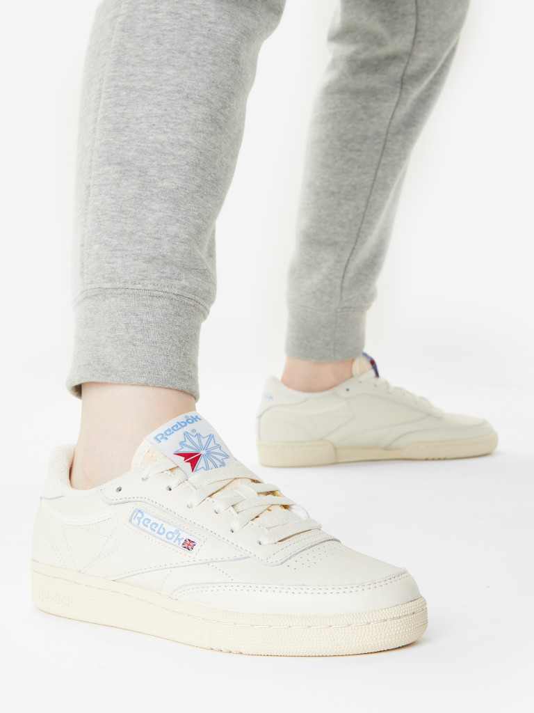 Кроссовки женские Reebok Club C 85 Vintage молочный цвет — купить за 5699  руб. со скидкой 50 %, отзывы в интернет-магазине Спортмастер