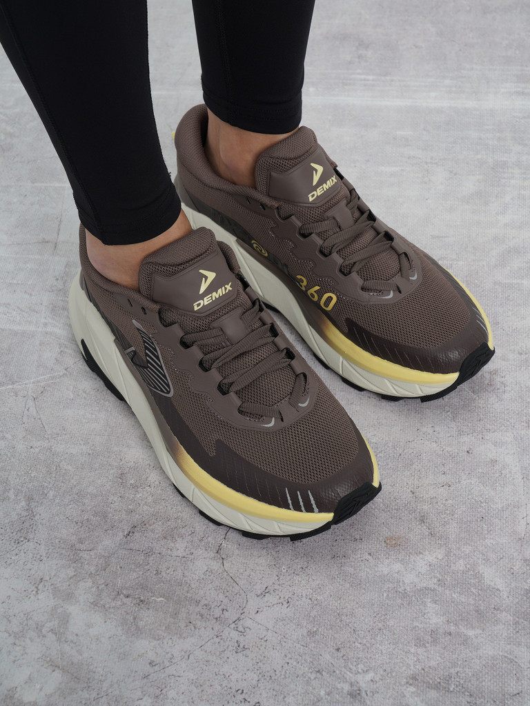 Кроссовки женские Demix Blazer Trail Smr