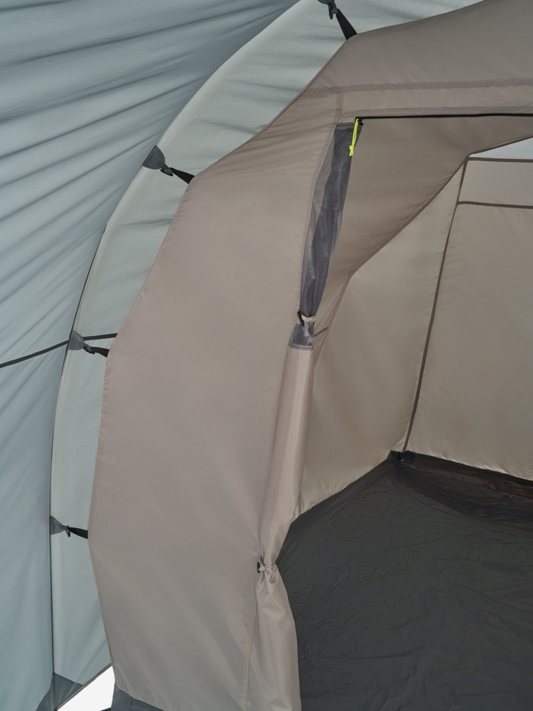 Палатка 4-местная Outventure Sherbrook