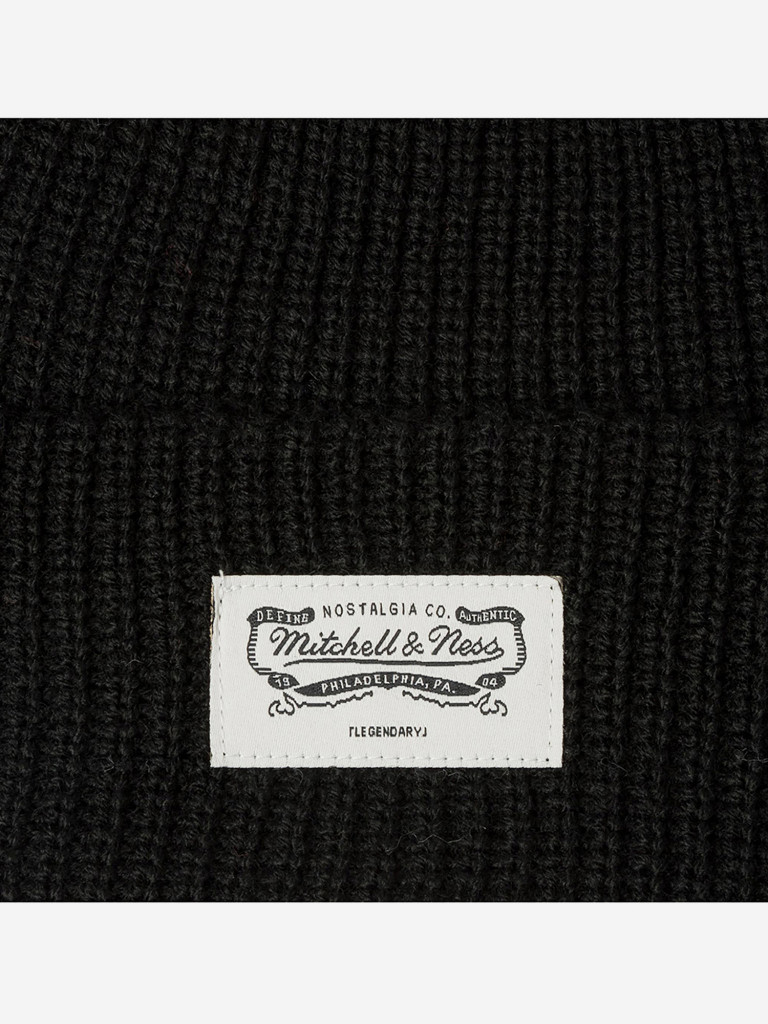 Шапка с отворотом MITCHELL NESS HK8115-MNNBLCK