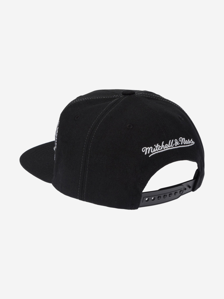 Бейсболка с прямым козырьком MITCHELL NESS HS12818-LALBLCK Los Angeles Lakers NBA
