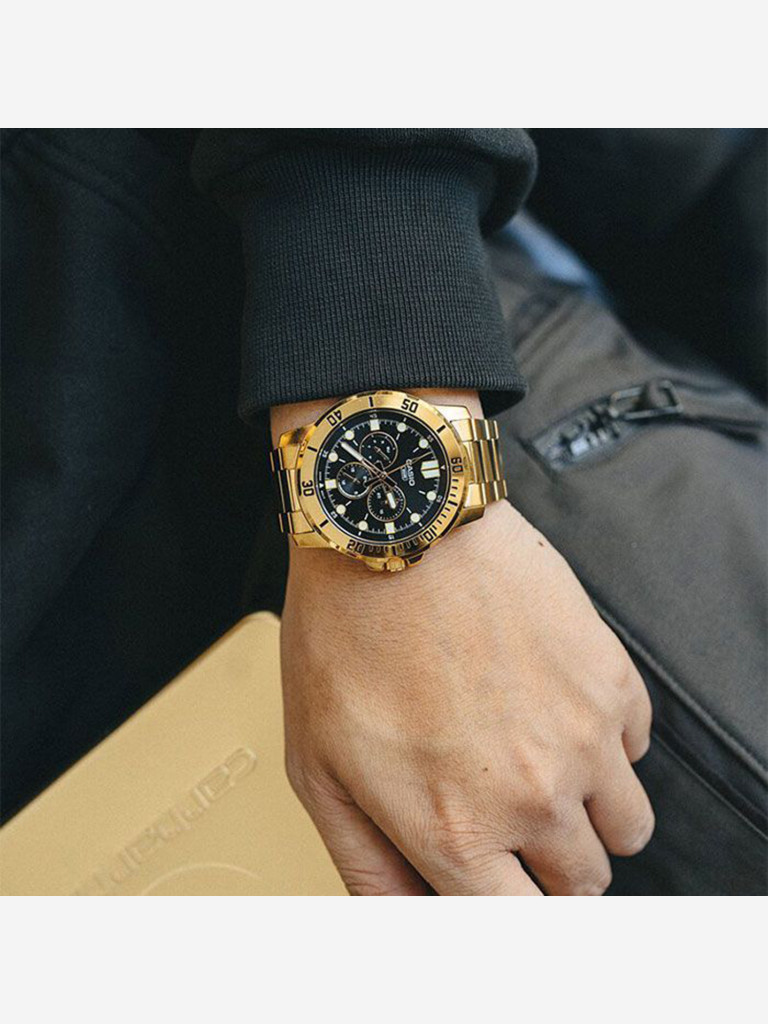 Наручные часы CASIO