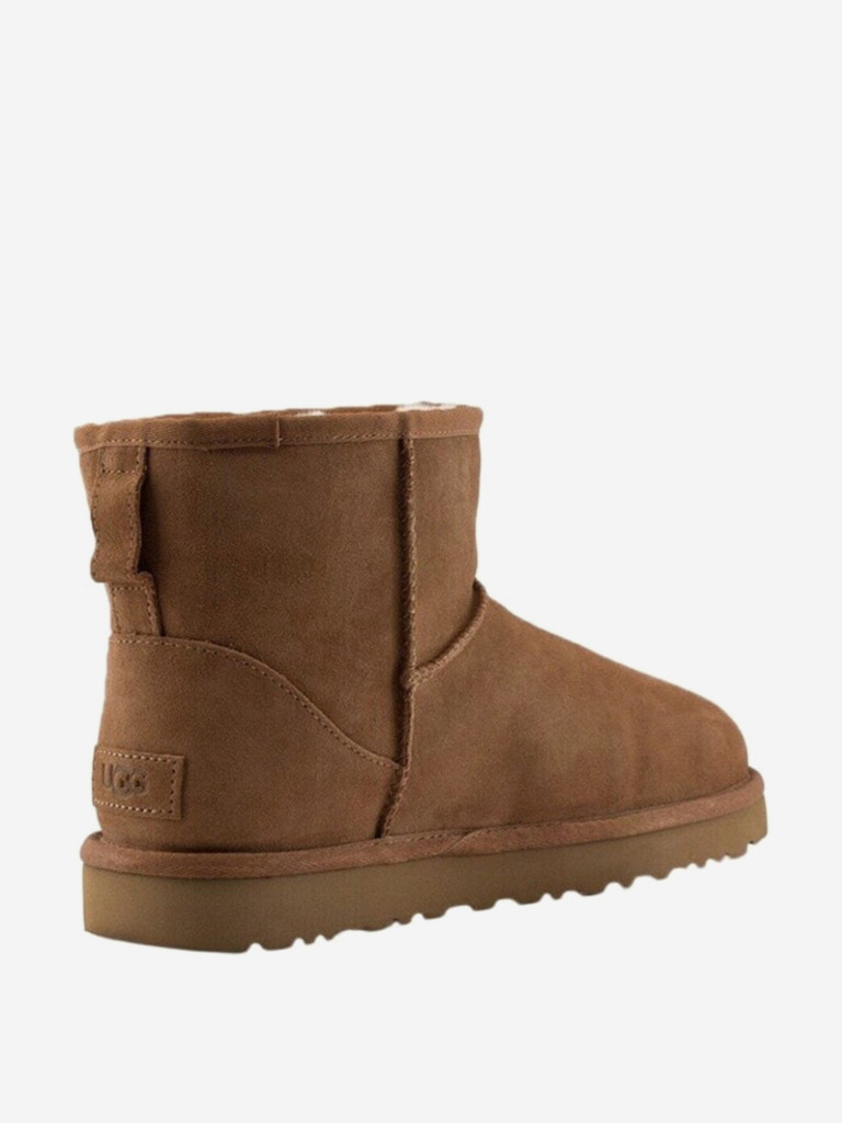 Ботинки утепленные UGG Classic Mini