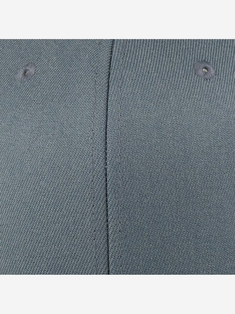 Бейсболка с прямым козырьком FLEXFIT 110F