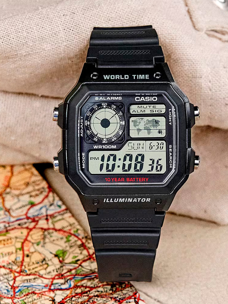Спортивные часы CASIO AE-1200WH-1A
