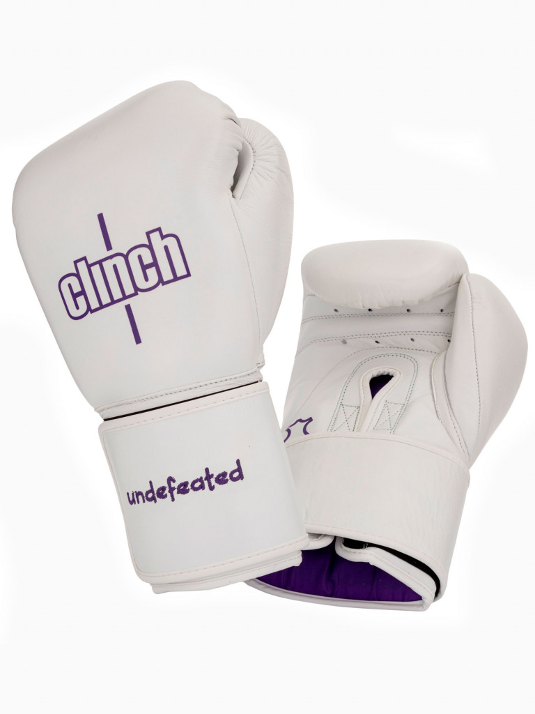 Перчатки боксерские Clinch Undefeated белые