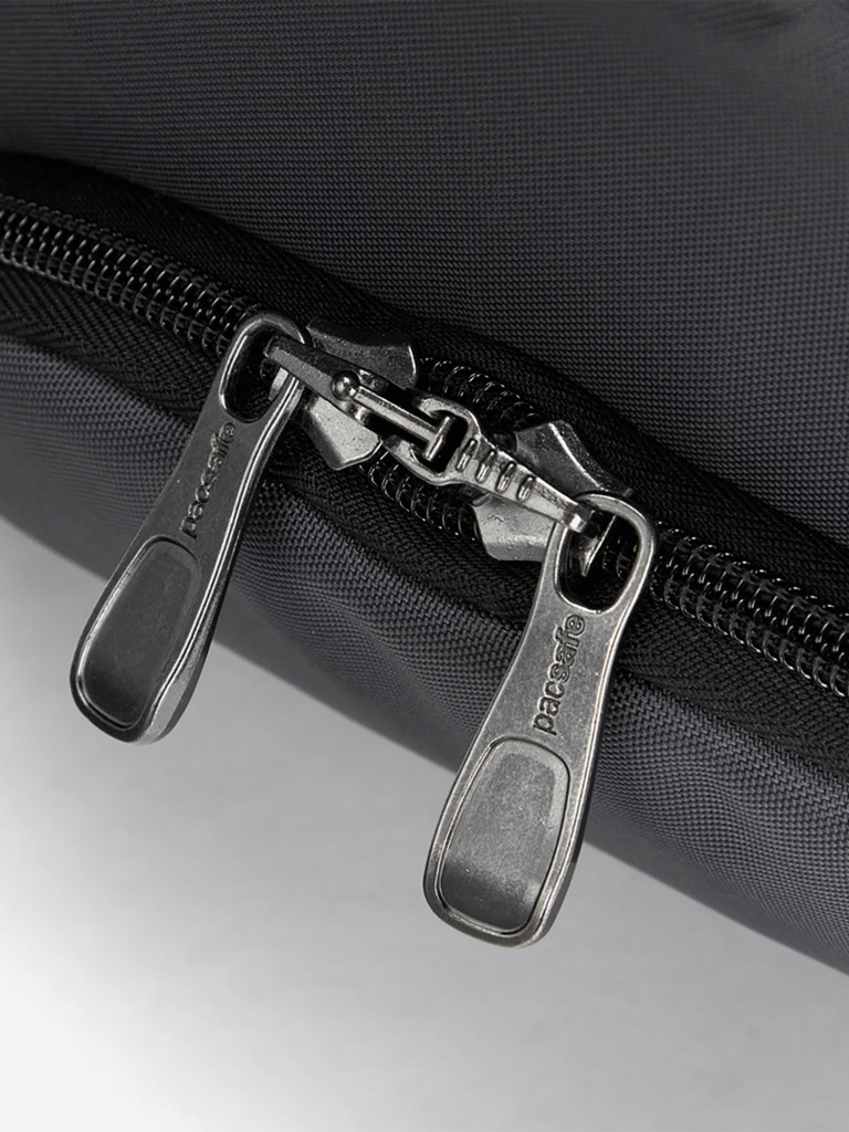 Рюкзак в ручную кладь антивор Pacsafe Venturesafe EXP35, серый, 35 л.