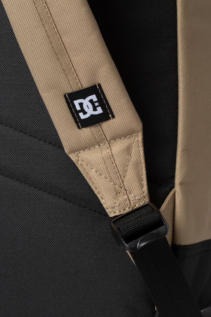 Рюкзак DC Shoes Backstack