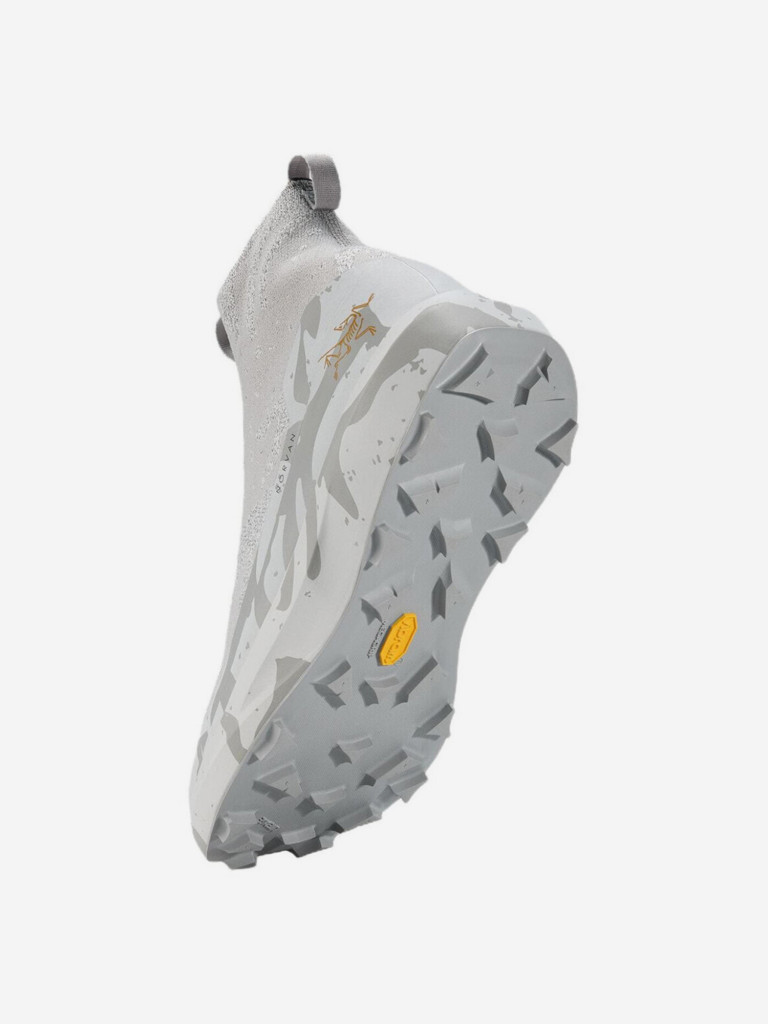 Кроссовки женские Arc'teryx Norvan 4 Nivalis GTX
