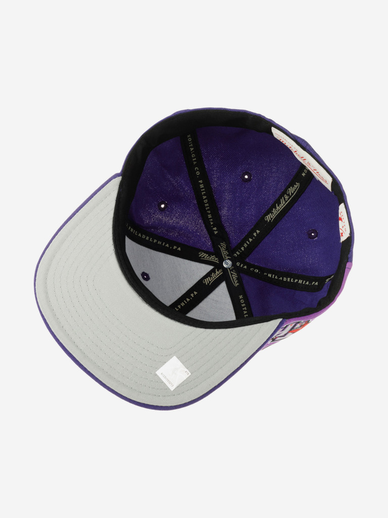 Бейсболка с прямым козырьком MITCHELL NESS HHSF2990-TRAYYPPPPURP Toronto Raptors NBA (фиолетовый)