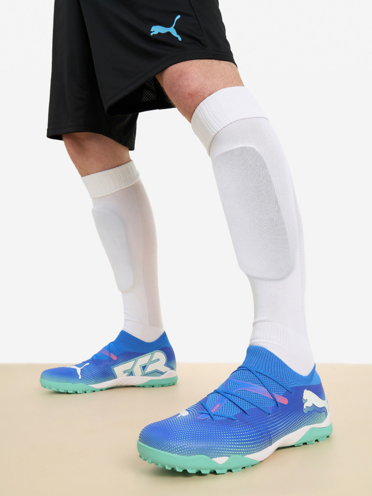 Бутсы мужские PUMA Future 7 Match TT