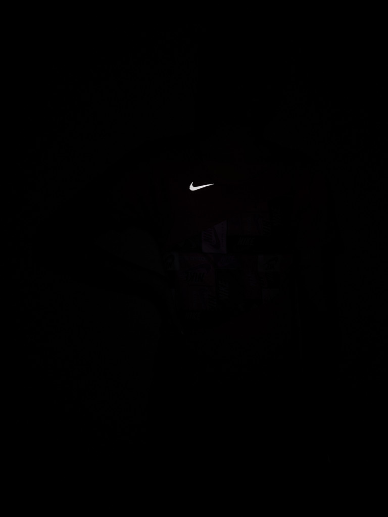 Футболка женская Nike