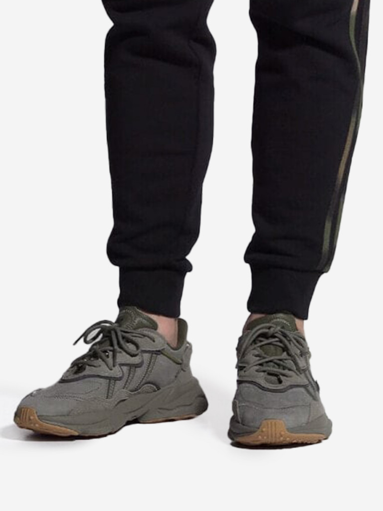 Кроссовки Adidas Ozweego