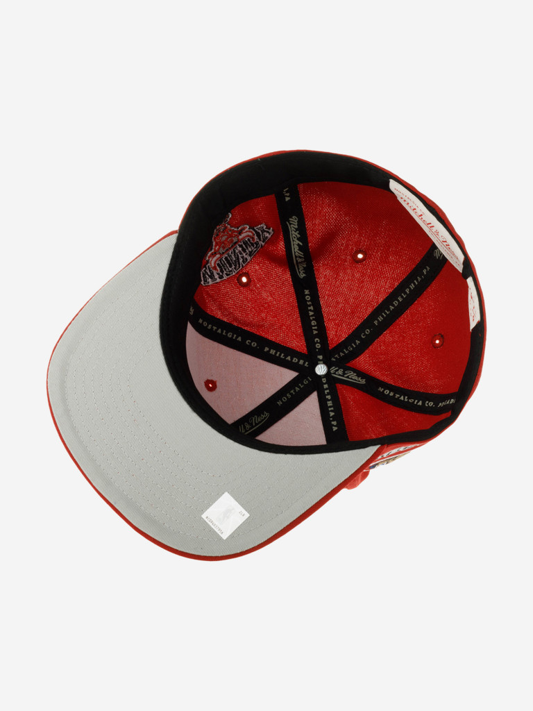 Бейсболка с прямым козырьком MITCHELL NESS 6HSFSH22016-CBURED Chicago Bulls NBA (красный)