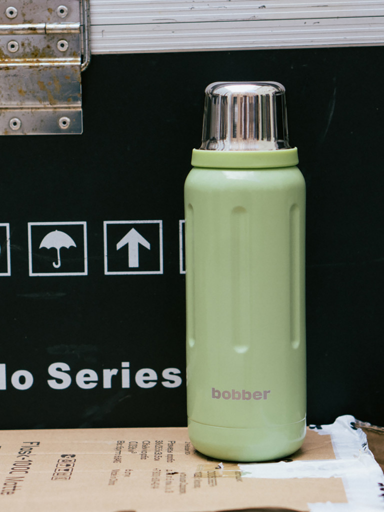 Термос вакуумный для напитков BOBBER Flask 1 литр пробка с наливными каналами, тепло до 48 часов, мятный