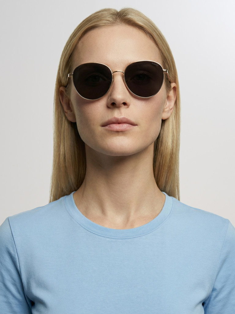 Солнцезащитные очки Polaroid