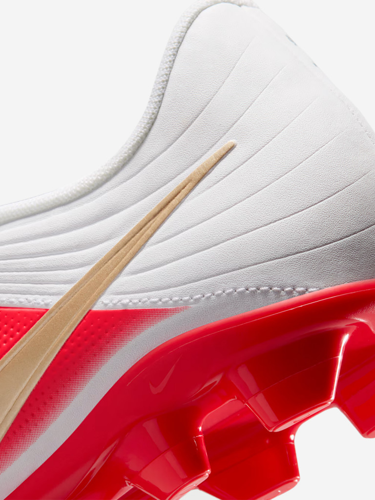 Бутсы мужские Nike Tiempo Maestro Club Fg/Mg