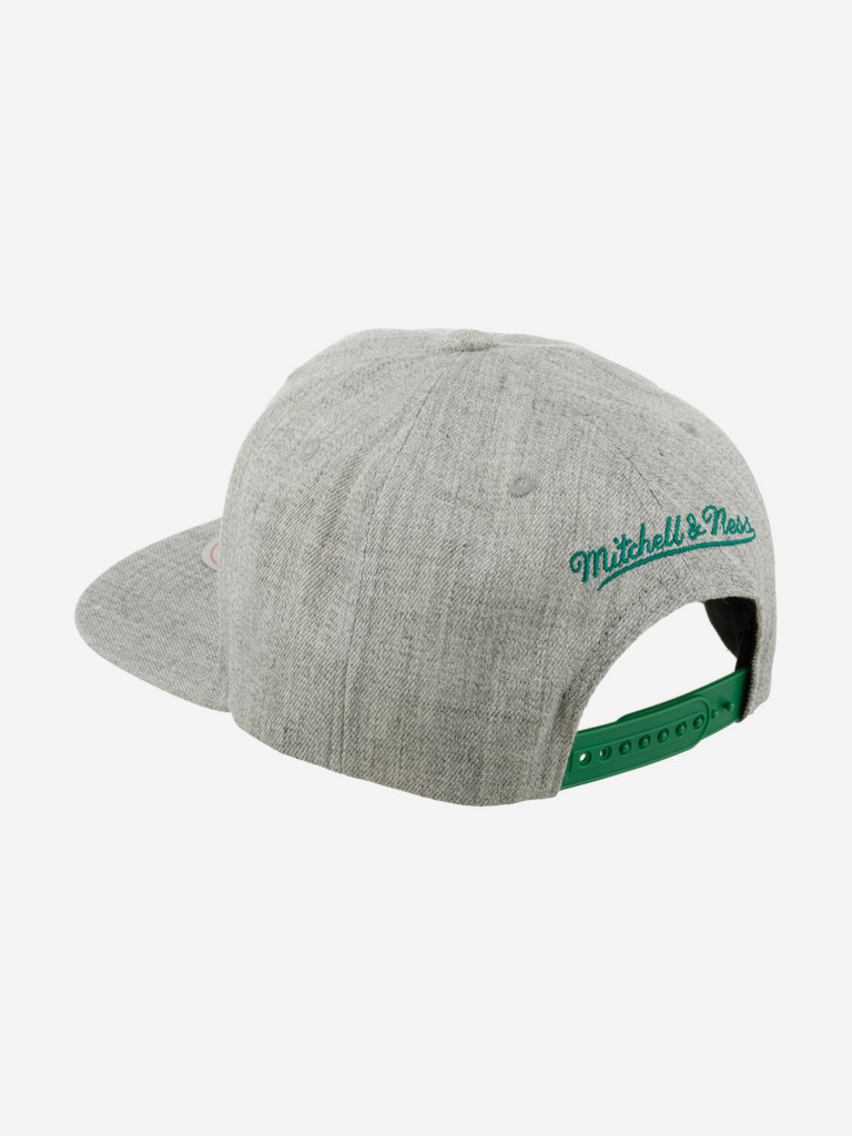 Бейсболка с прямым козырьком MITCHELL NESS HHSS3272-BCEYYPPPGYHT Boston Celtics NBA (серый)