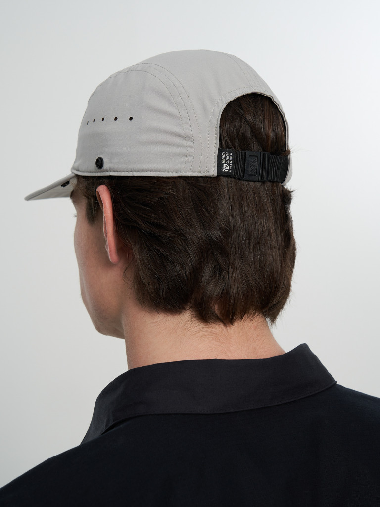 Бейсболка Mountain Hardwear Shade Lite