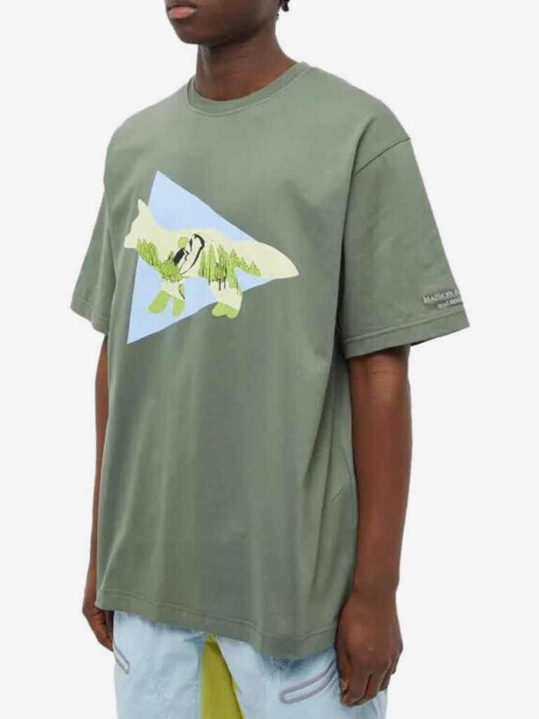 Футболка and wander graphic print short sleeve t shirt