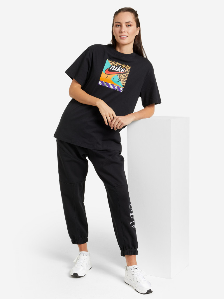 Футболка женская Nike Sportswear