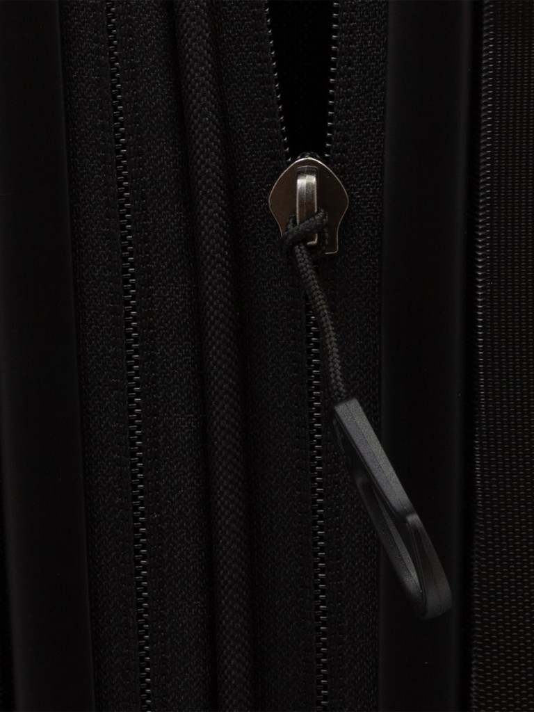 Чемодан Mandarina Duck Logoduck + M