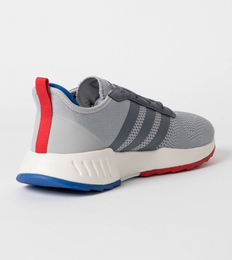 Кроссовки мужские adidas Phosphere