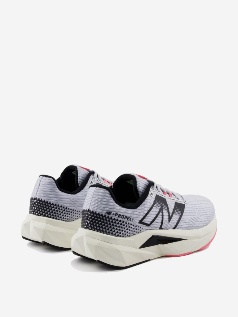 Кроссовки женские New Balance FuelCell Propel v5