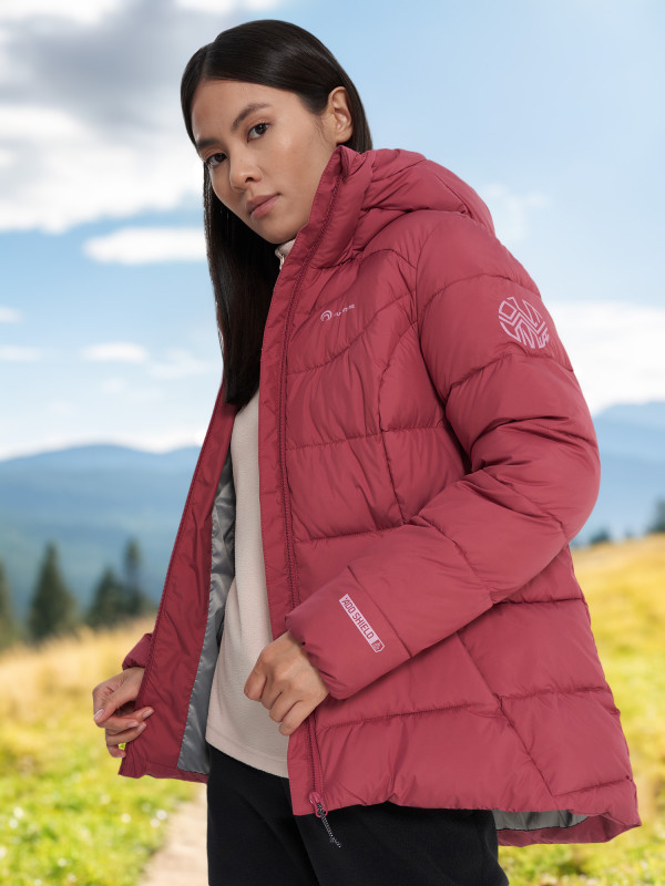 Пуховик женский Outventure арт. 130253 малиновый цвет — купить за 7999 руб., отзывы в интернет-магазине Спортмастер