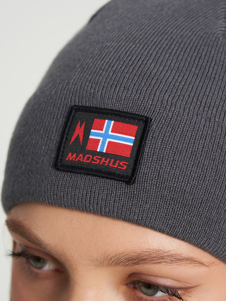 Шапка Madshus