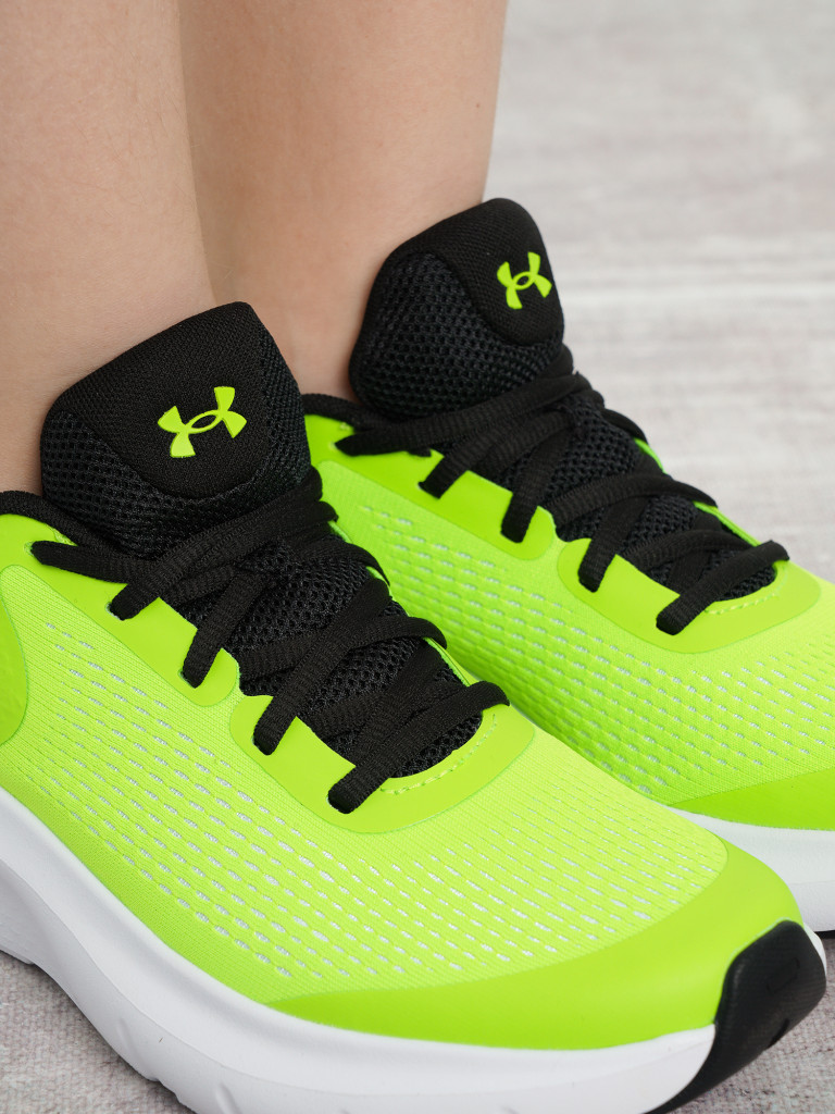 Кроссовки для мальчиков Under Armour BGS Rogue 5