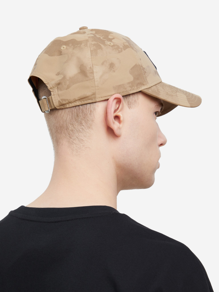 Бейсболка New Era