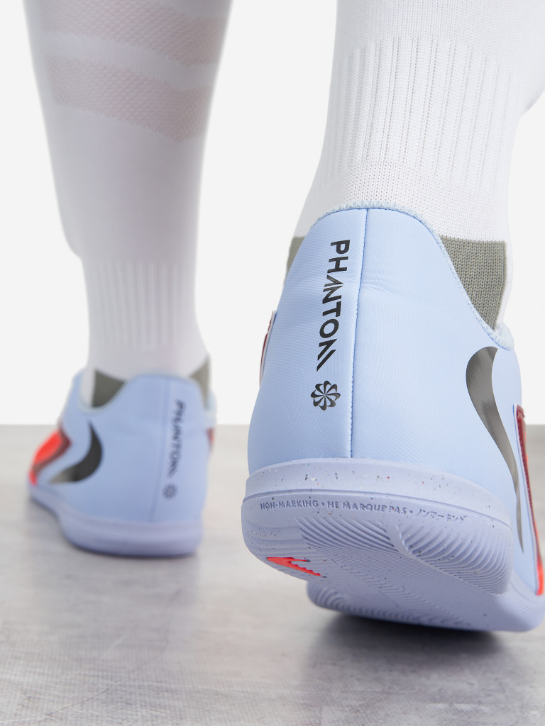 Бутсы мужские Nike Phantom 360 Club Ic
