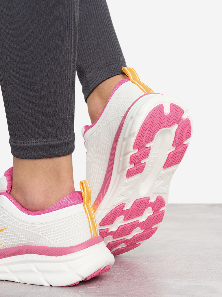 Кроссовки женские Reebok Road Strider
