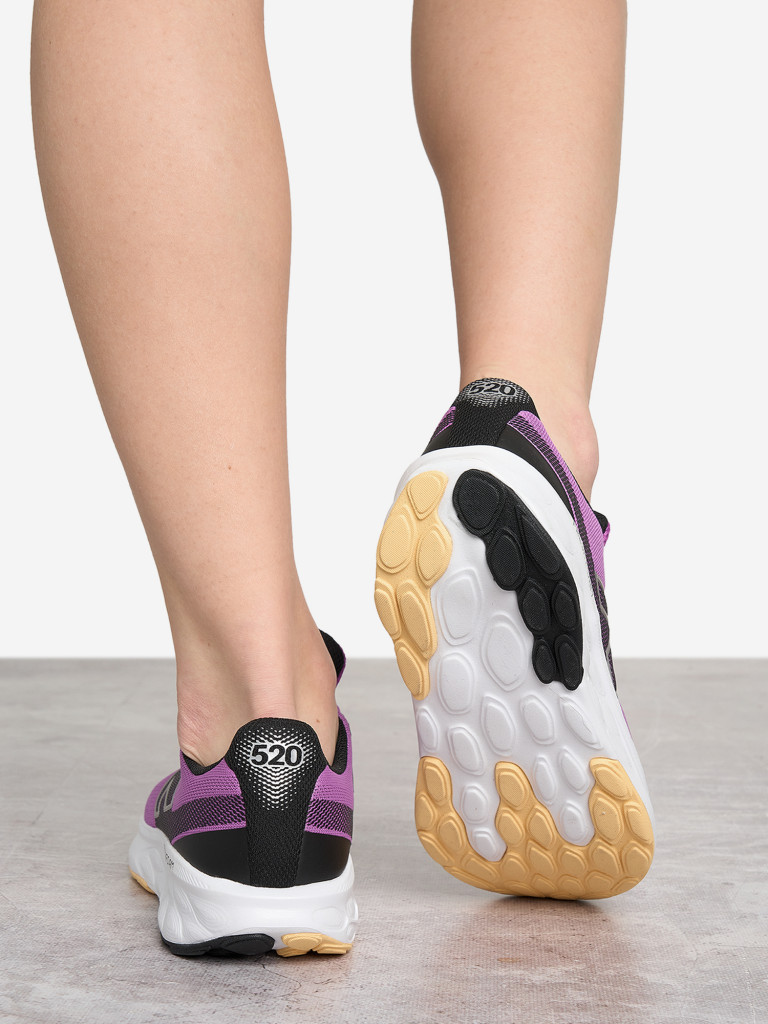 Кроссовки женские New Balance 520 v9