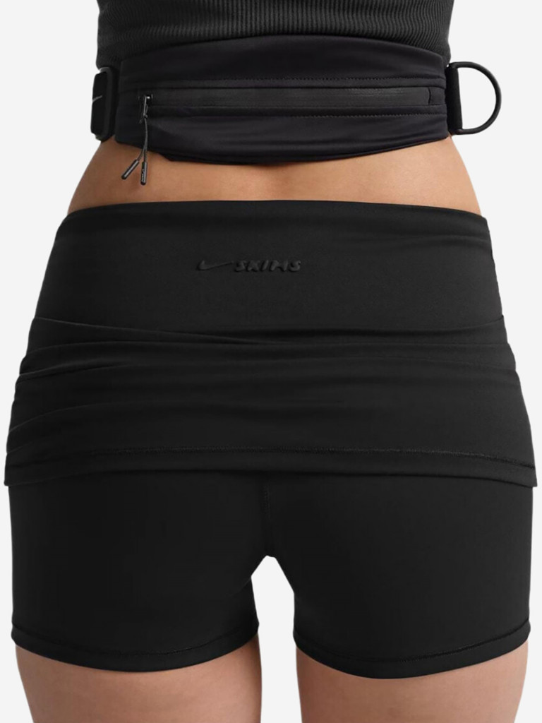 Шорты Nike SKIMS