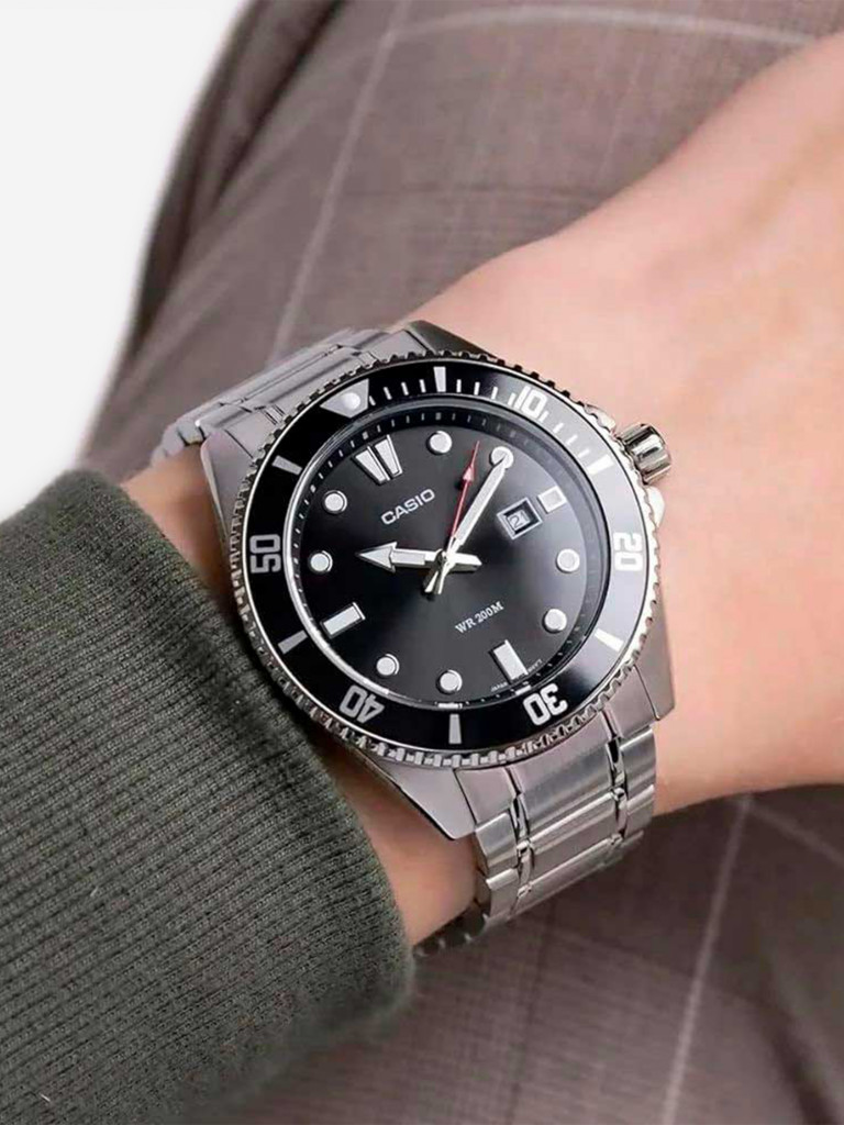 Спортивные часы CASIO MDV-107D-1A1