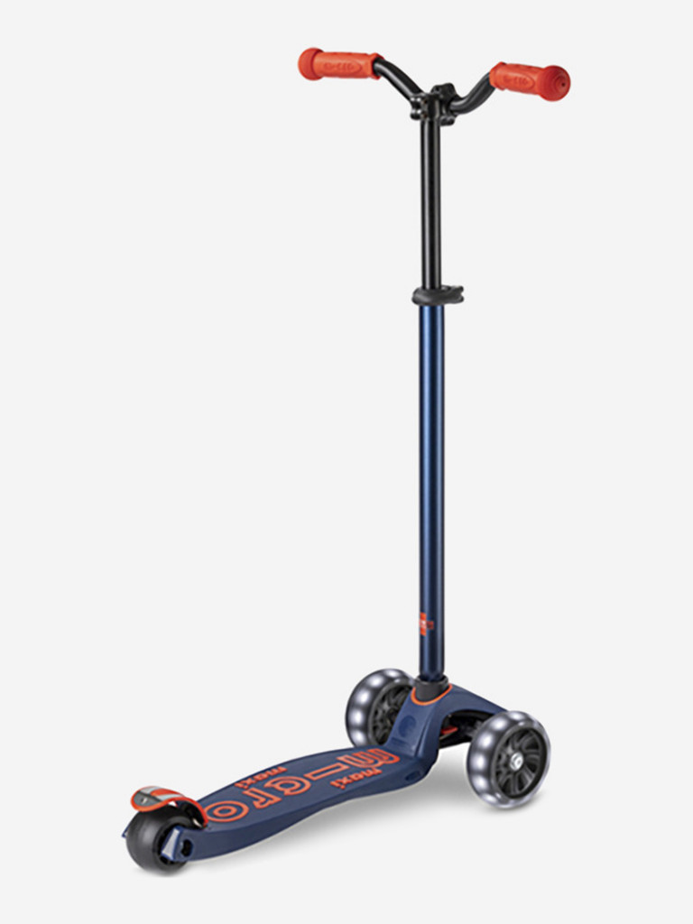 Самокат Micro Maxi Deluxe Pro LED 2024