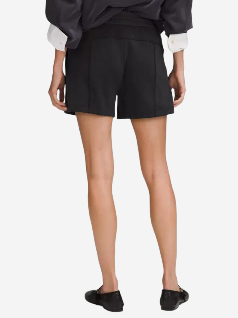 Шорты Lululemon Casual Short 4"