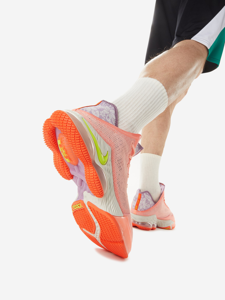 Кроссовки мужские Nike Lebron 19 Low