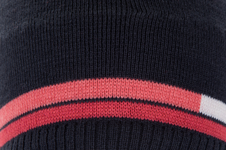 Шапка женская Salomon Escape Beanie